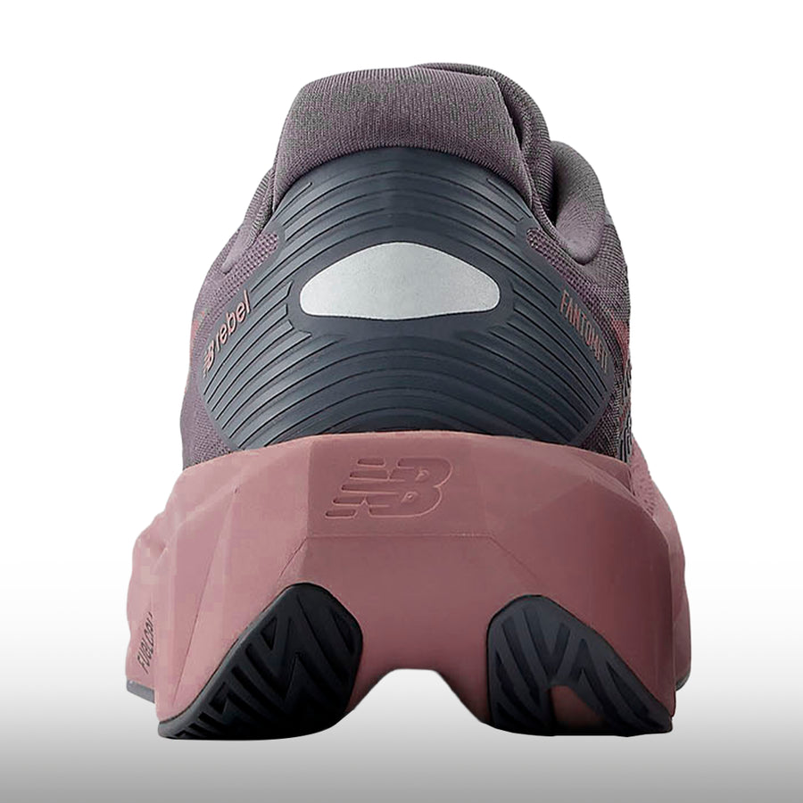 New Balance FuelCell Rebel v5 Mujer Magnet Pebble