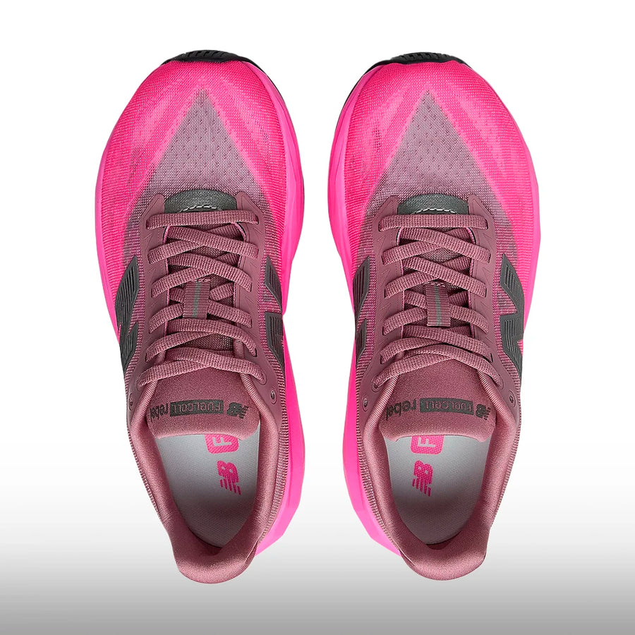New Balance FuelCell Rebel v5 Mujer Pink Heat Rosewood