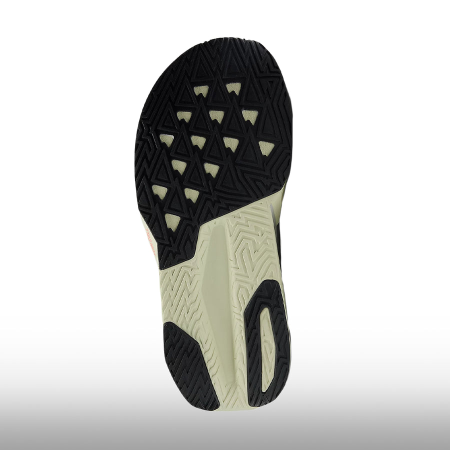 New Balance FuelCell Rebel v5 Mujer Raincloud White
