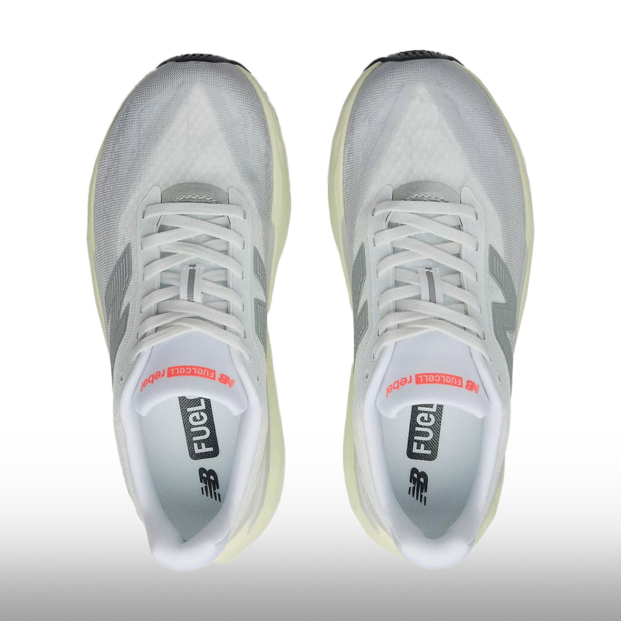 New Balance FuelCell Rebel v5 Mujer Raincloud White