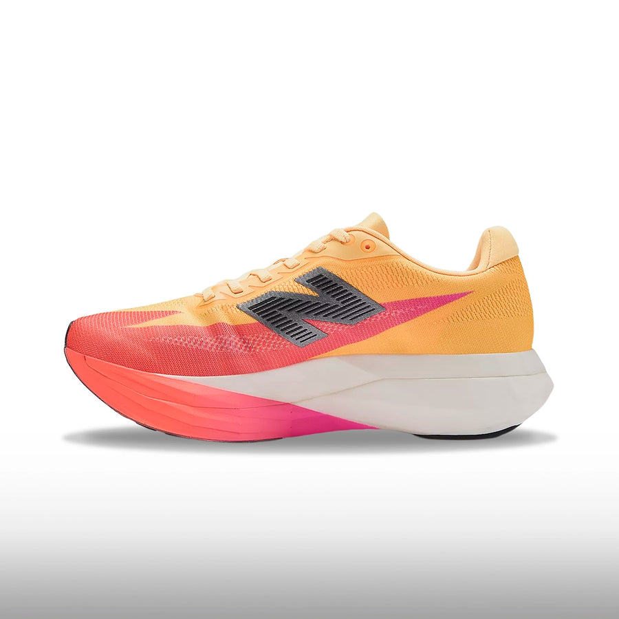 New Balance FuelCell SuperComp Elite v5 Mujer Tangerine Heat White Peach