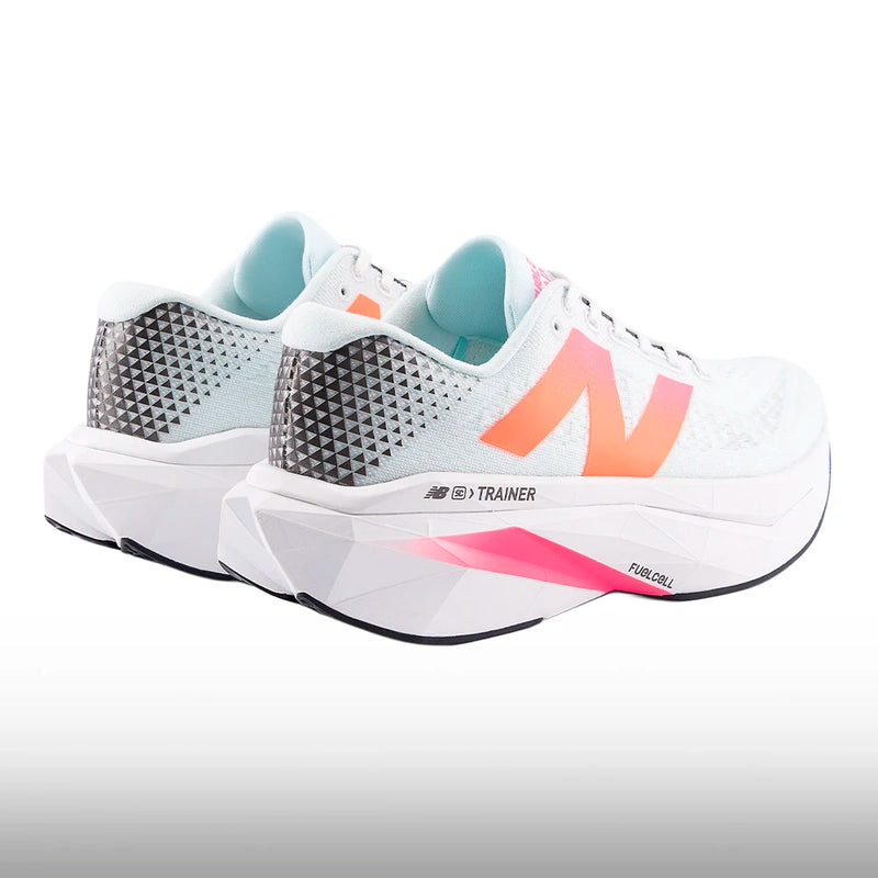 New Balance FuelCell SuperComp Trainer v3 Hombre Pink Heat Glint Blue