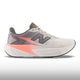 New Balance TCS NYC Marathon FuelCell Rebel v5 Hombre Grapefruit Grey Matter