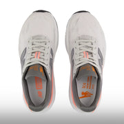 New Balance TCS NYC Marathon FuelCell Rebel v5 Mujer Grapefruit Grey Matter