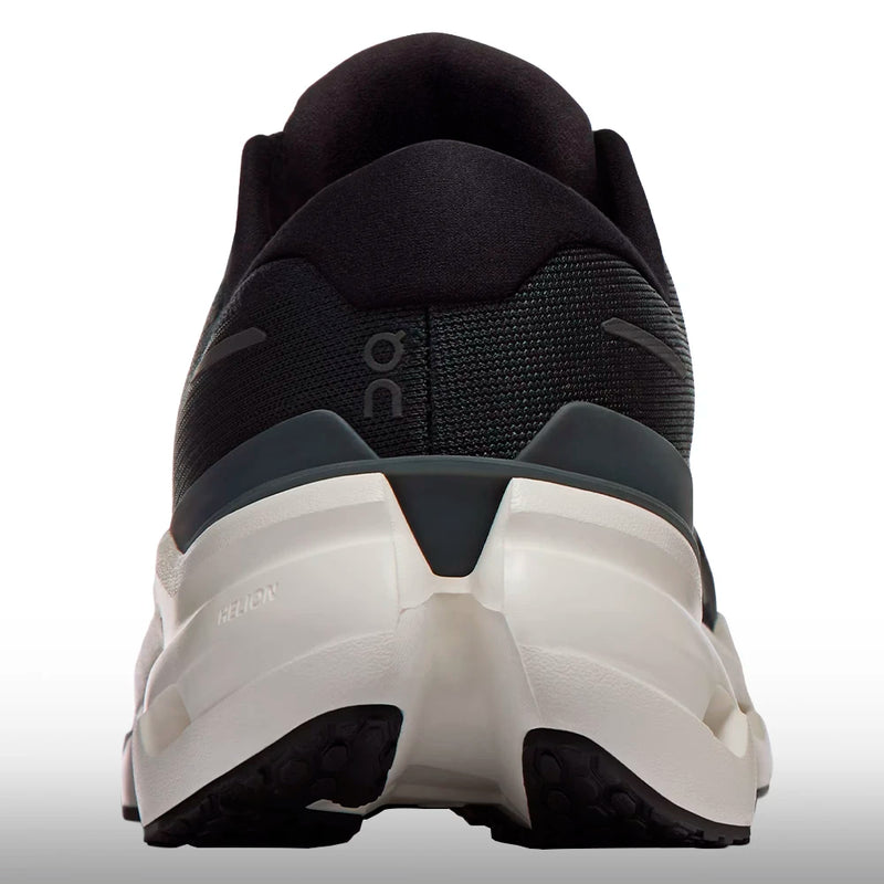 On Running Cloudrunner 3 Hombre Black White